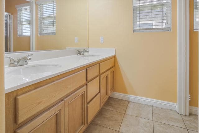 Building Photo - 2480 Bear Rock Glen