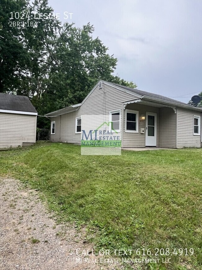 Primary Photo - 1024 Leslie St