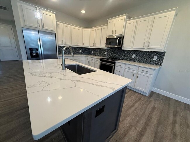 Building Photo - 26265 Explorer Rd