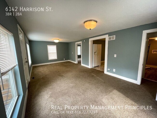 Building Photo - 6142 Harrison St