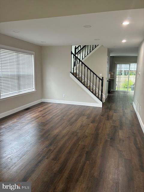 Building Photo - 22 Foxchase Dr
