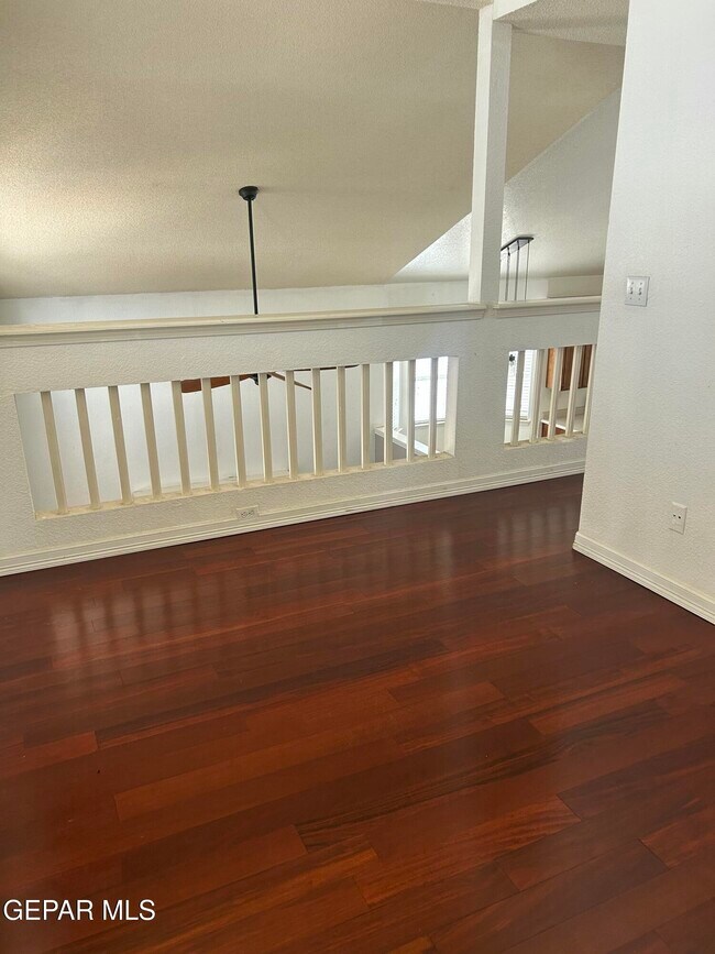 Building Photo - 7464 Plaza Taurina Dr