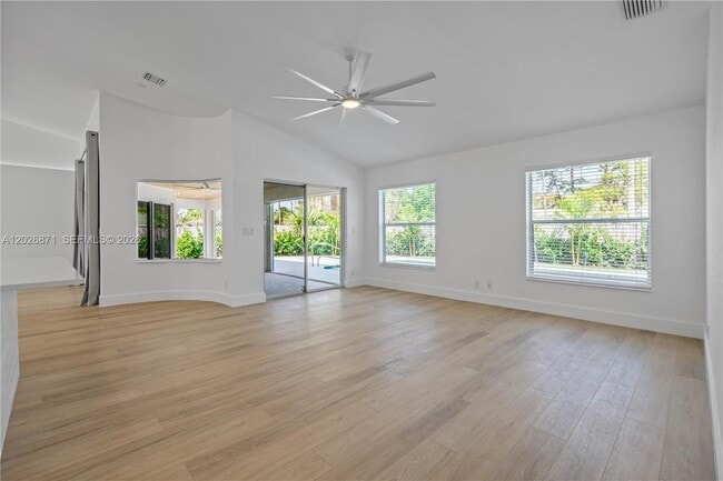 Building Photo - 5923 Loxahatchee Pines Dr