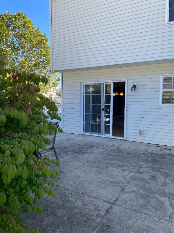 Building Photo - 6006 Inslee Rd