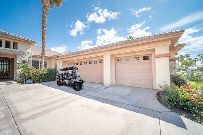 Building Photo - 81620 Tiburon Dr
