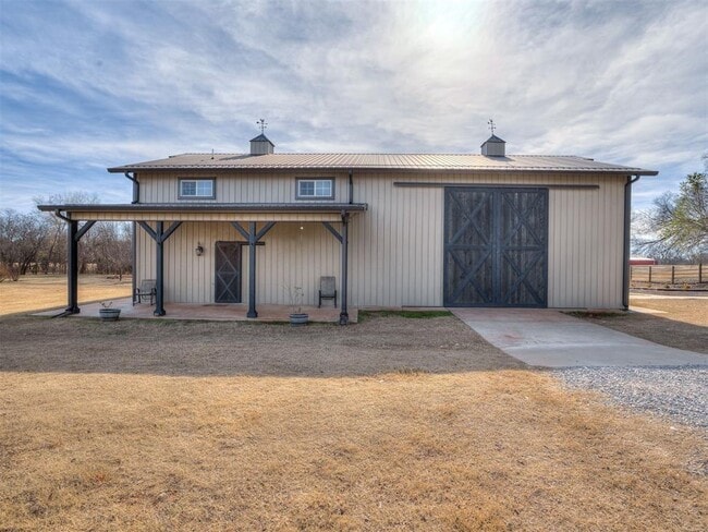 Building Photo - 18186 State Hwy 74B
