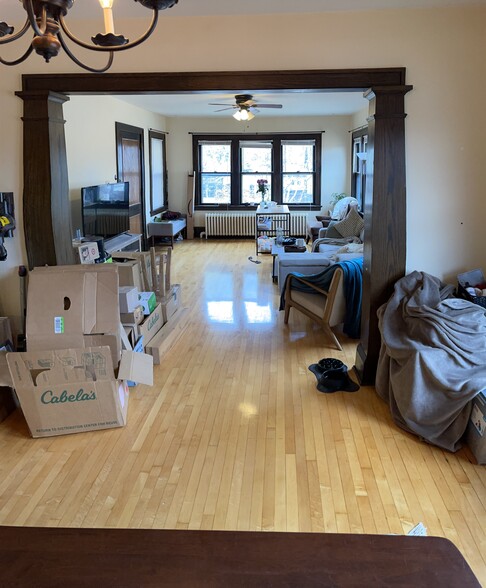 Building Photo - 3615 18th Ave S