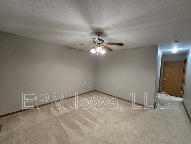 Building Photo - 4710 Donald Dr