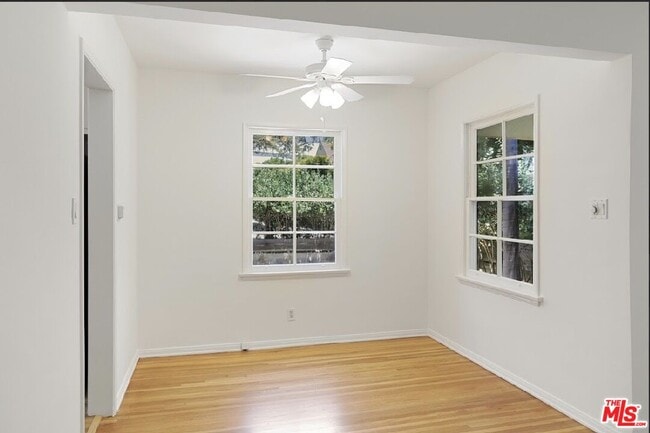 Building Photo - 4085 Van Buren Pl