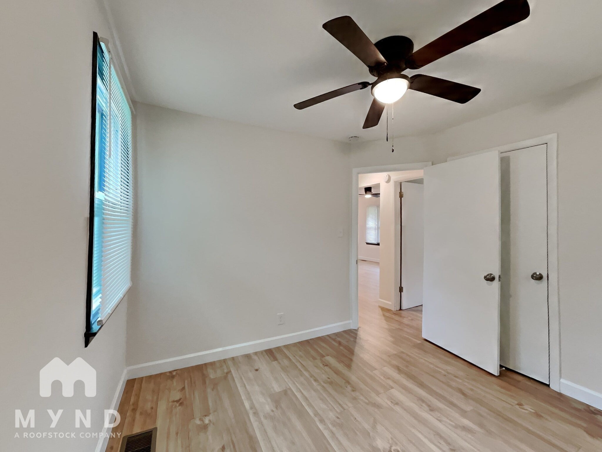 Building Photo - 352 Melpar Dr