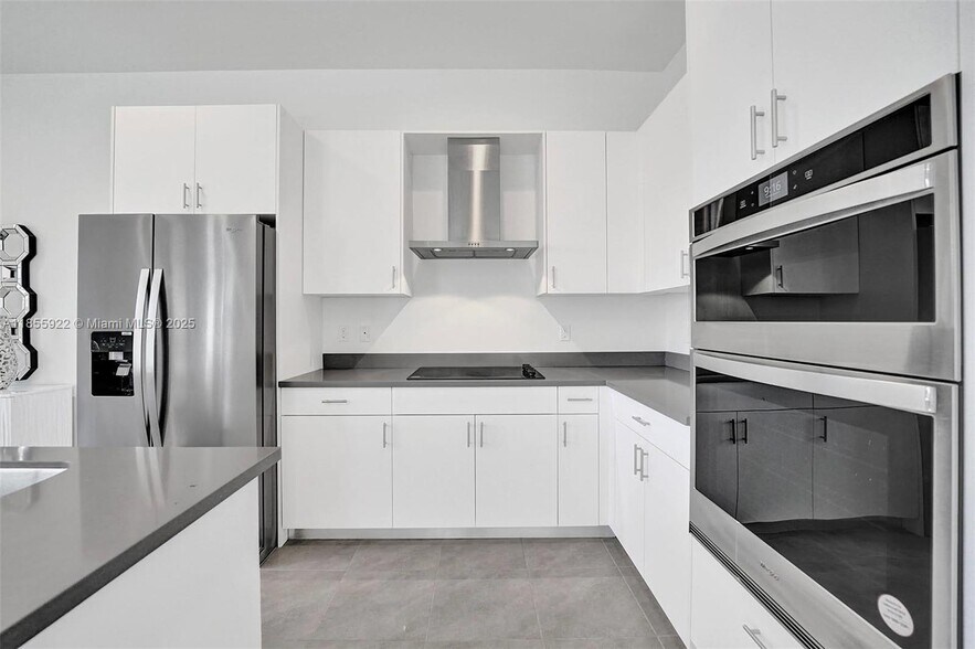Building Photo - 13145 Addilyn Ct