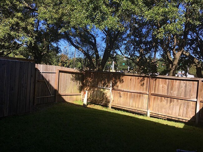 Building Photo - 14502 Durham Chase Ln