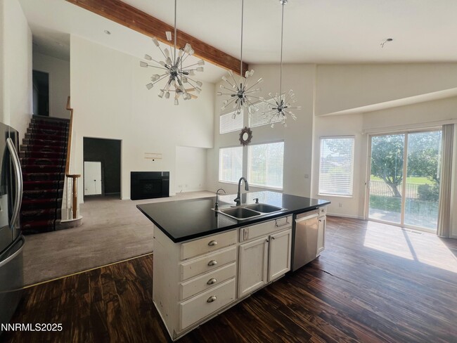 Building Photo - 513 Cypress Point Dr