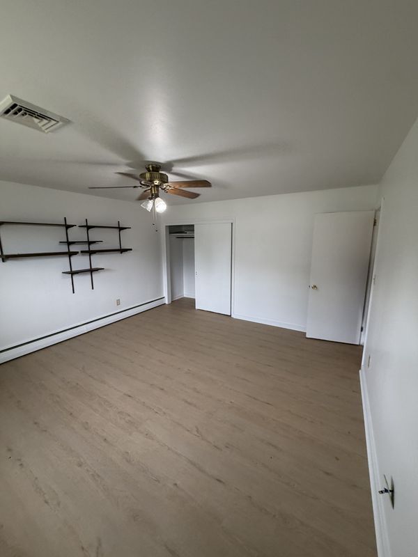 Building Photo - 5391 Chapmans Rd