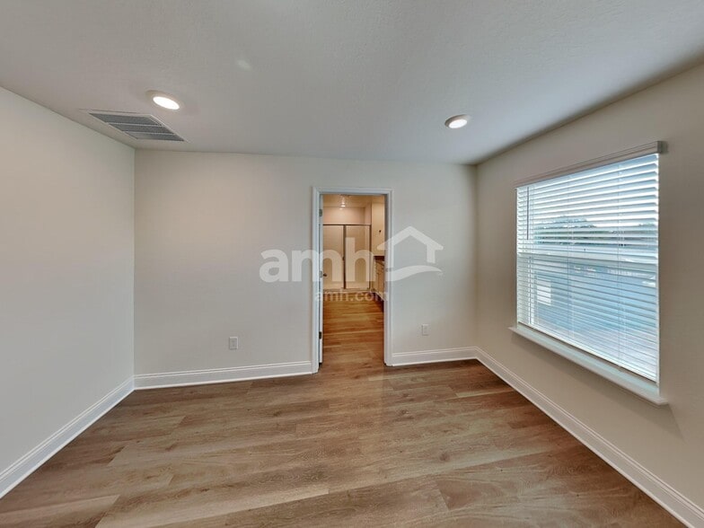 Building Photo - 1039 Grafton Ridge Dr