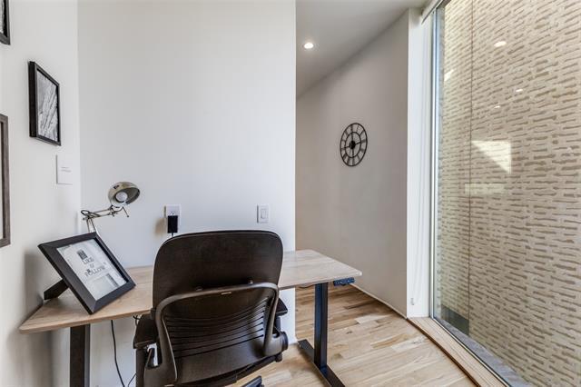 Building Photo - 308 Blackland Ct