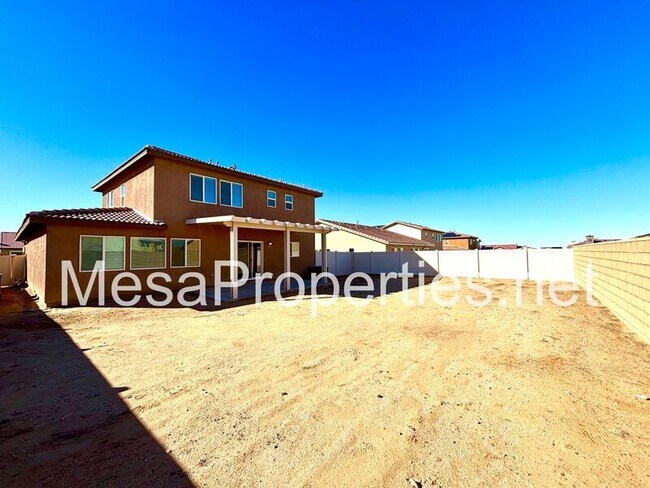 Building Photo - 14173 Mustang Cir