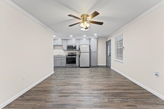 Building Photo - 27241 Wells Ln