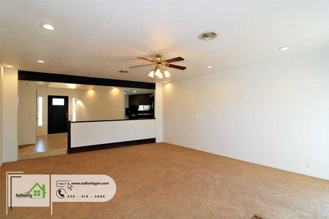 Building Photo - 3253 Tarmac Rd