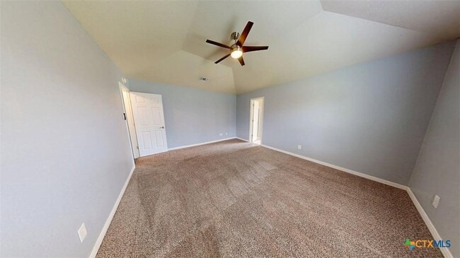 Building Photo - 106 Cedar Ridge Dr