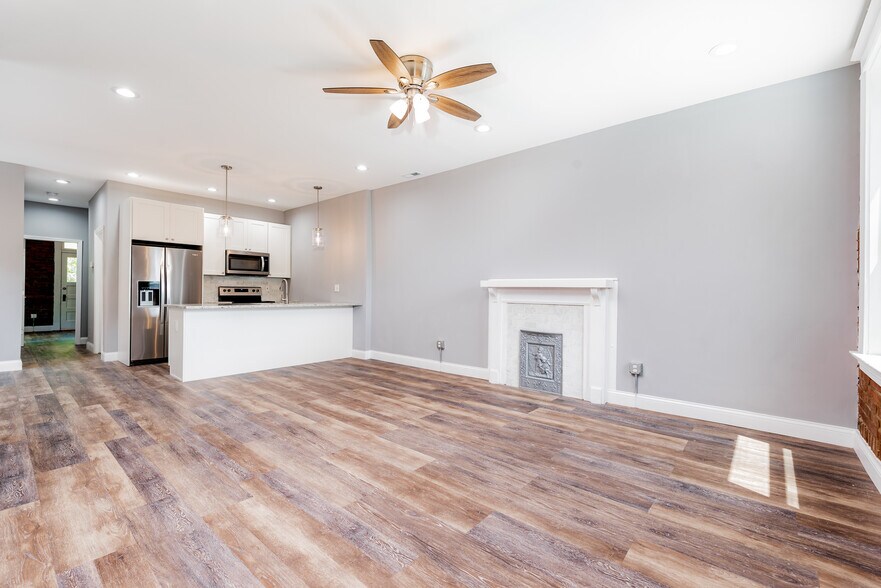 Building Photo - 3909 Wyoming St