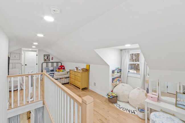 Building Photo - 17-11 Berdan Ave