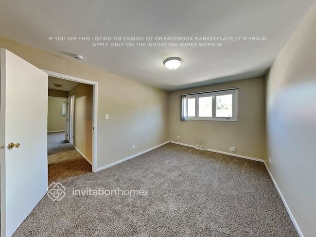 Building Photo - 6425 180th Pl