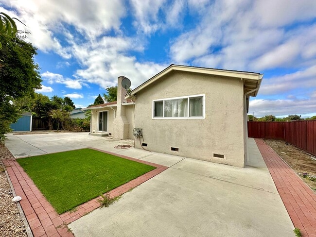 Building Photo - 34134 Auden Ct