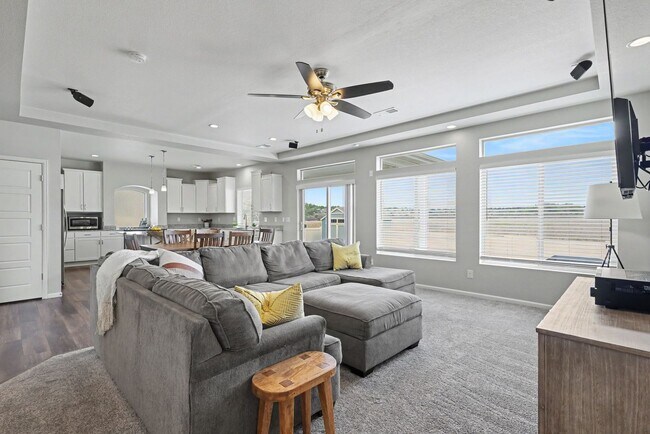 Building Photo - FABULOUS 4 BEDROOM HOME IN CUMBERLAND GREEN FOUNTAIN
