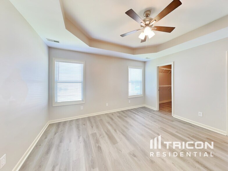 Building Photo - 904 Avery Green Ct