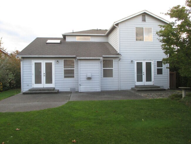 Building Photo - 4813 35th Ave NE