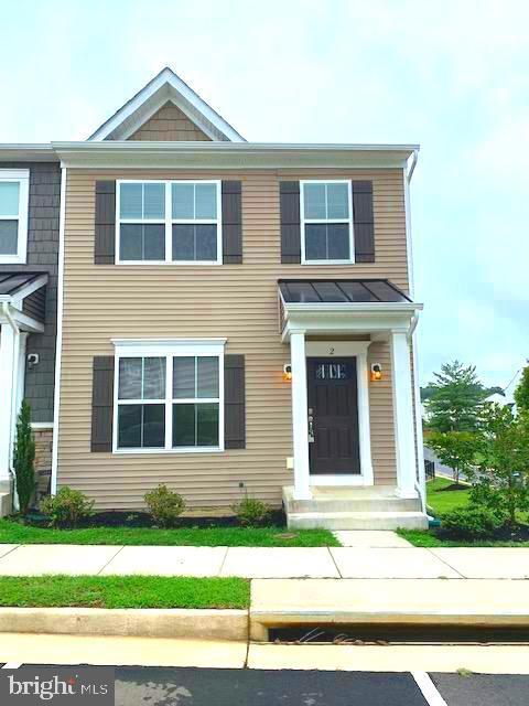 Building Photo - 2 Andrews Pl