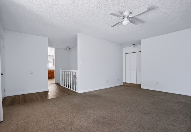 Building Photo - 4303 9th St Rd