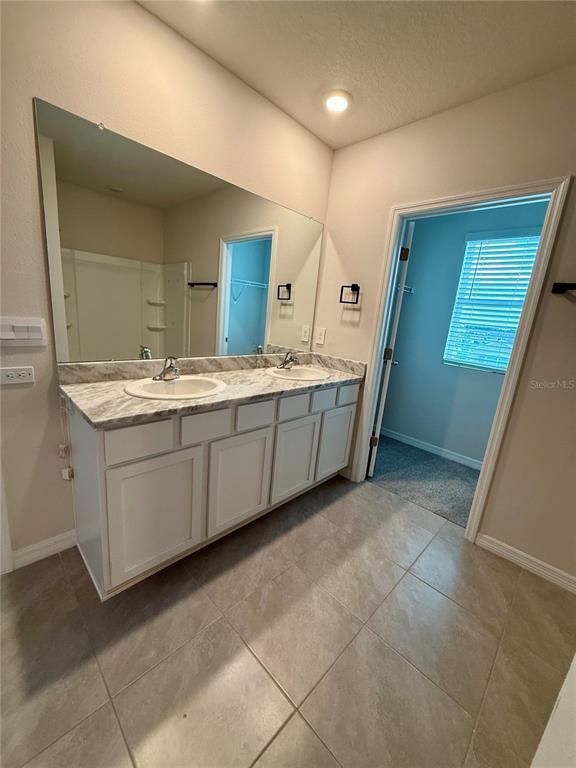 Building Photo - 18011 Canopy Pl
