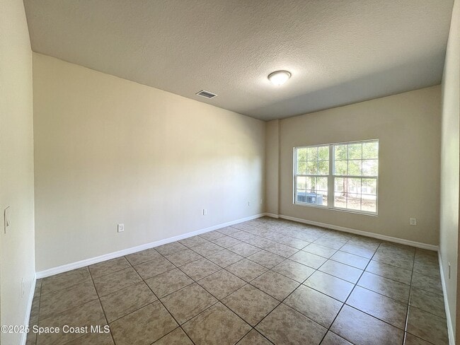 Building Photo - 3737 Chambers Ln