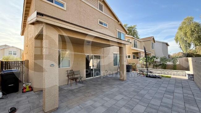 Building Photo - 4170 E Sheffield Ave