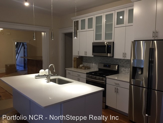 Building Photo - 84-86 W 2nd Ave