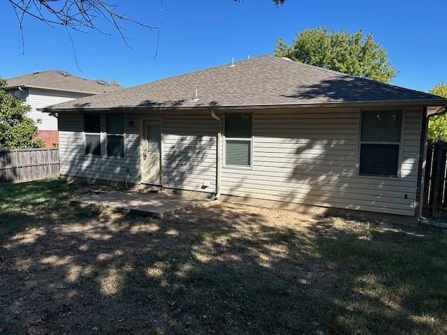 Building Photo - 1109 Willow Tree Dr