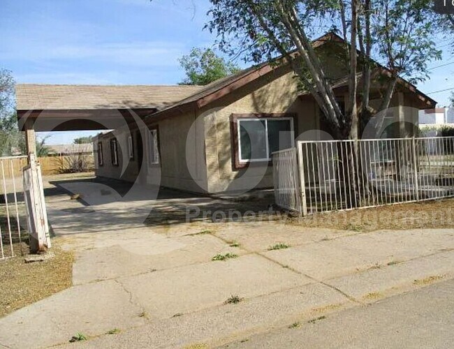 Building Photo - 3206 W Cypress St