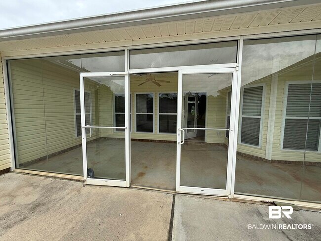 Building Photo - 9090 Pleasant Rd