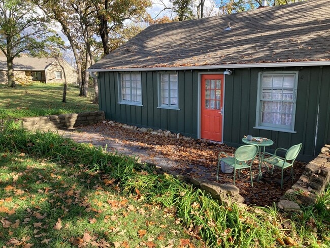 Building Photo - 11311 E 87th St