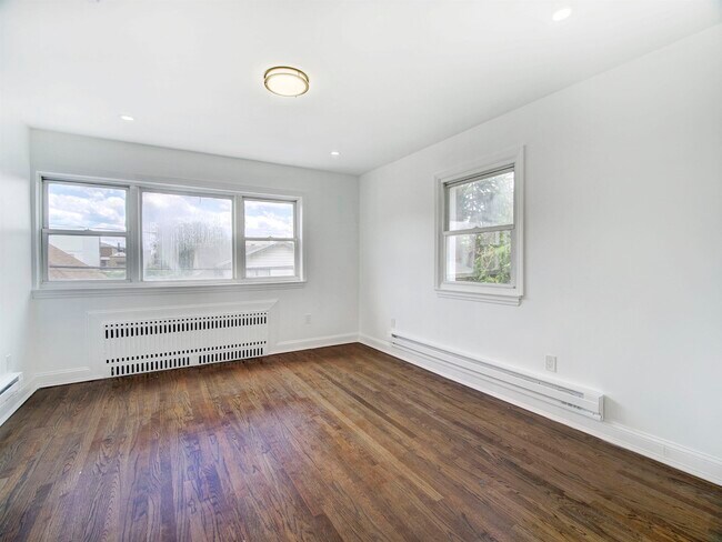 Building Photo - 1110-1112 73rd St