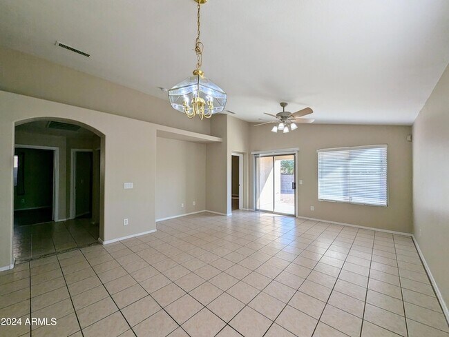 Building Photo - 7059 W Gardenia Ave