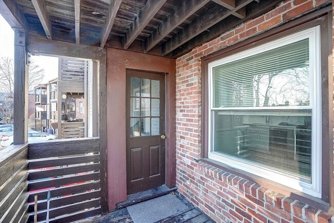 Building Photo - 23 Langley Cir