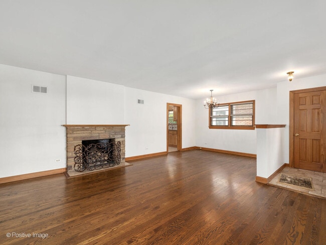 Building Photo - 4216 Forest Ave