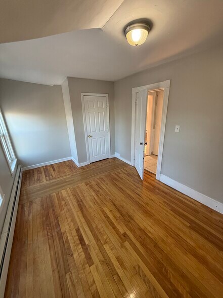 Building Photo - 4 South Harlem Street