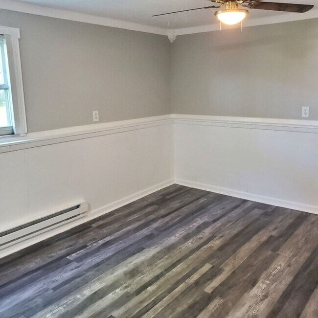 Building Photo - 3BDRM HOUSE FOR RENT