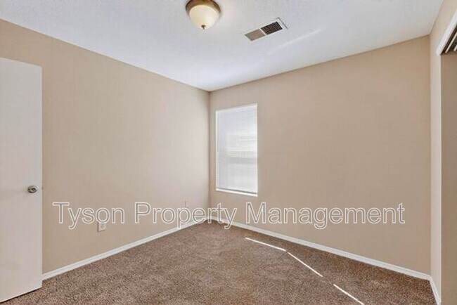 Building Photo - 11120 Ibis Rd SW