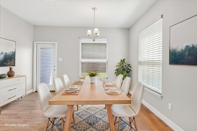 Building Photo - 2214 Cuarzo Dr