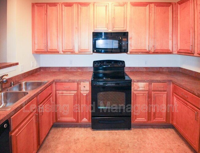 Building Photo - 2244 Ashley Crossing Dr